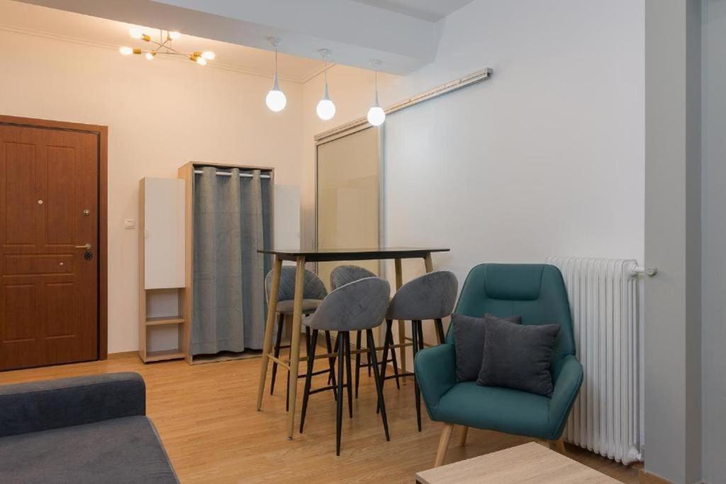 Fully Renovated 1 Bedroom Condo Athens Luaran gambar
