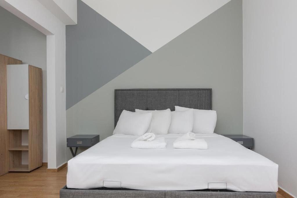 Fully Renovated 1 Bedroom Condo Athens Luaran gambar